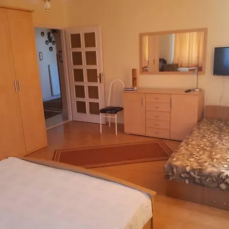 Panda Vendegház 2*