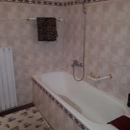 Casa de hóspedes Panda Vendegház 2*